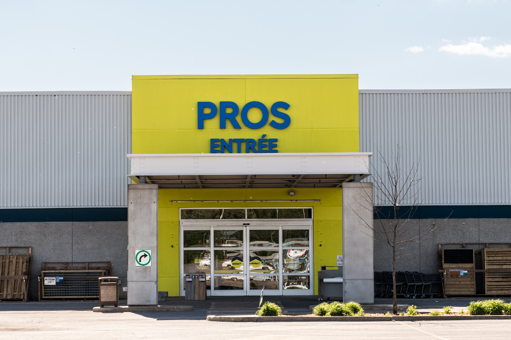 Photo de jour vue de face enseigne Pros Entrée