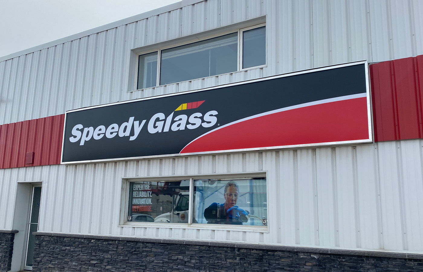 Speedyglass Saskatchewan